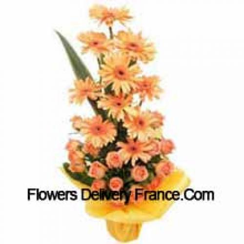 Orange Rosen und Gerberas Großer Korb