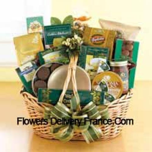 Traditional Gourmet Basket